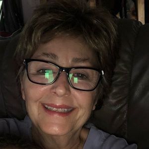 Meet your Posher, Claudia